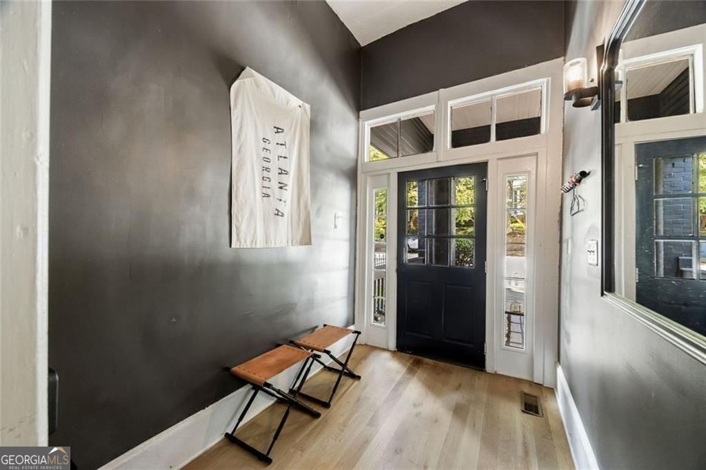 66 Howell ST NE