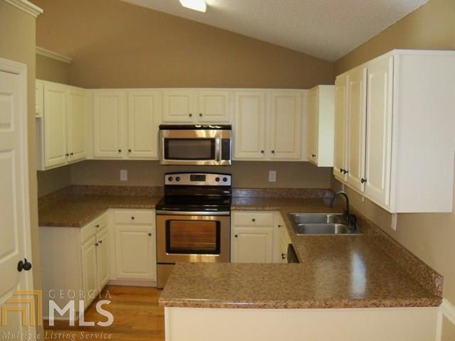 Camden Woods - Residential