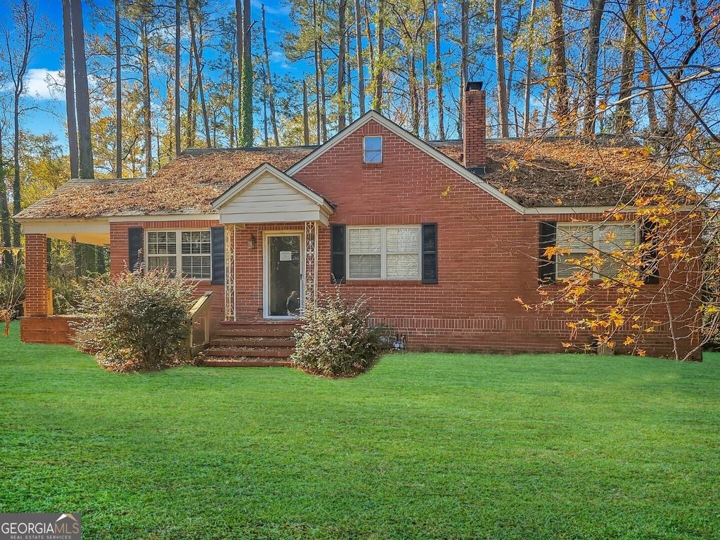 Photo of 819 Hillcrest Drive, Thomson, GA 30824 (MLS # 10737682)