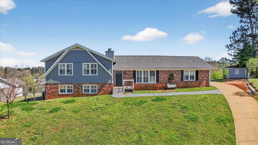 Photo of 3 Berkshire Lane NE, Rome, GA 30161 (MLS # 10722920)