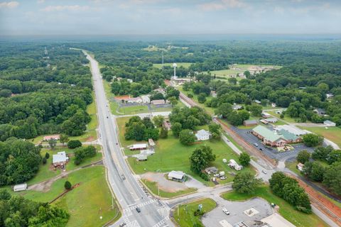 5111 Us Hwy 441 South Nicholson GA 30565
