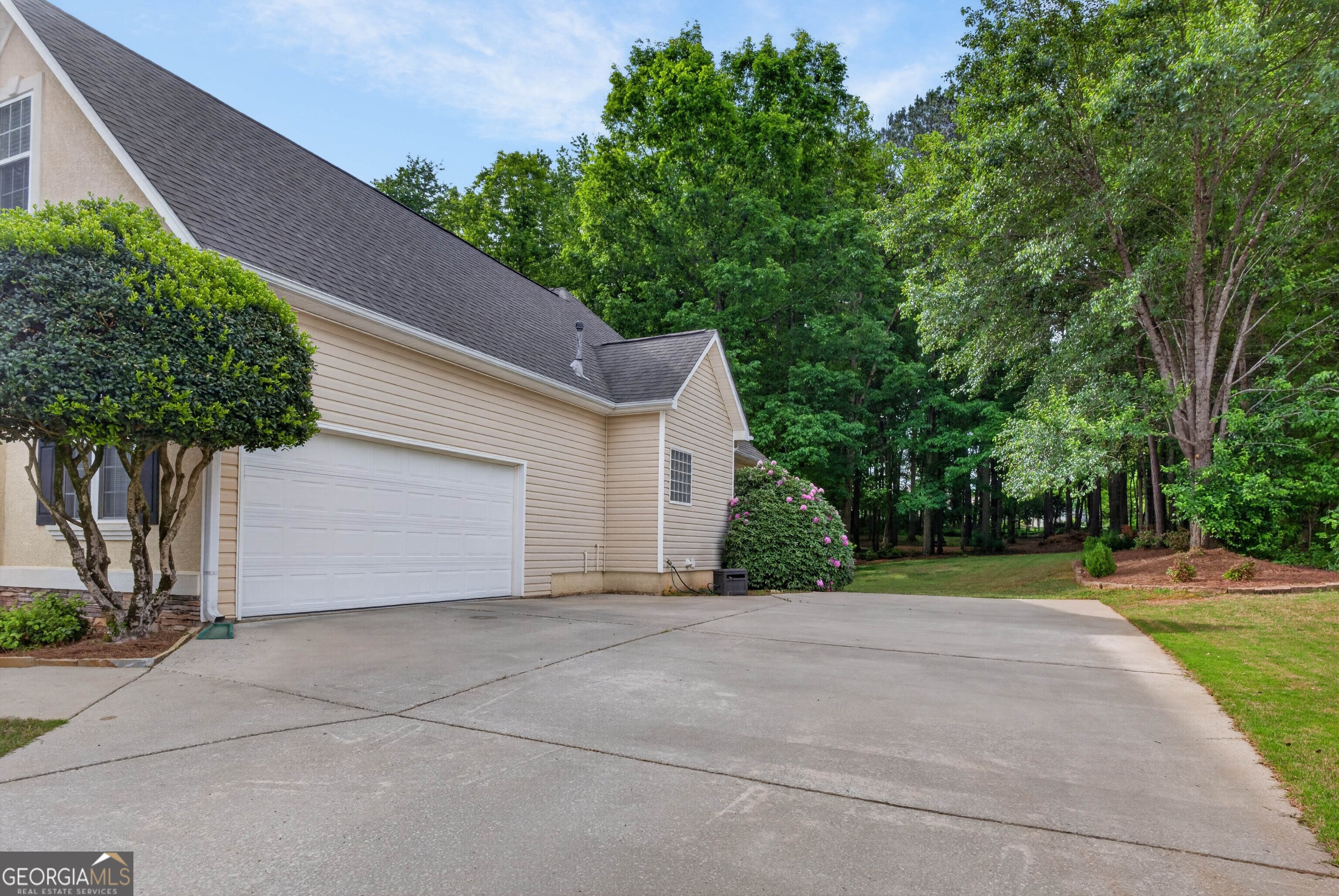 245 Ryans CT