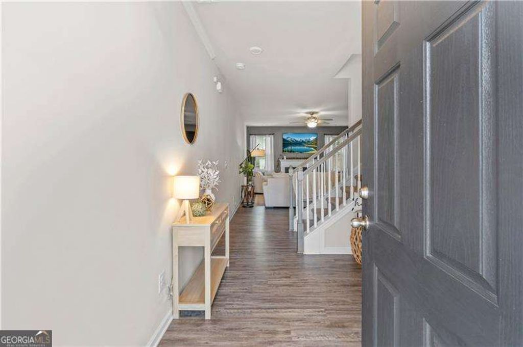 Photo of 216 Ridge Valley Drive, Woodstock, GA 30189 (MLS # 10706279)