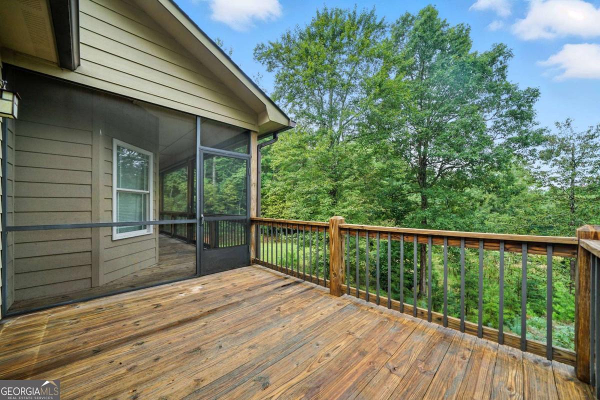 87 Dillons LN