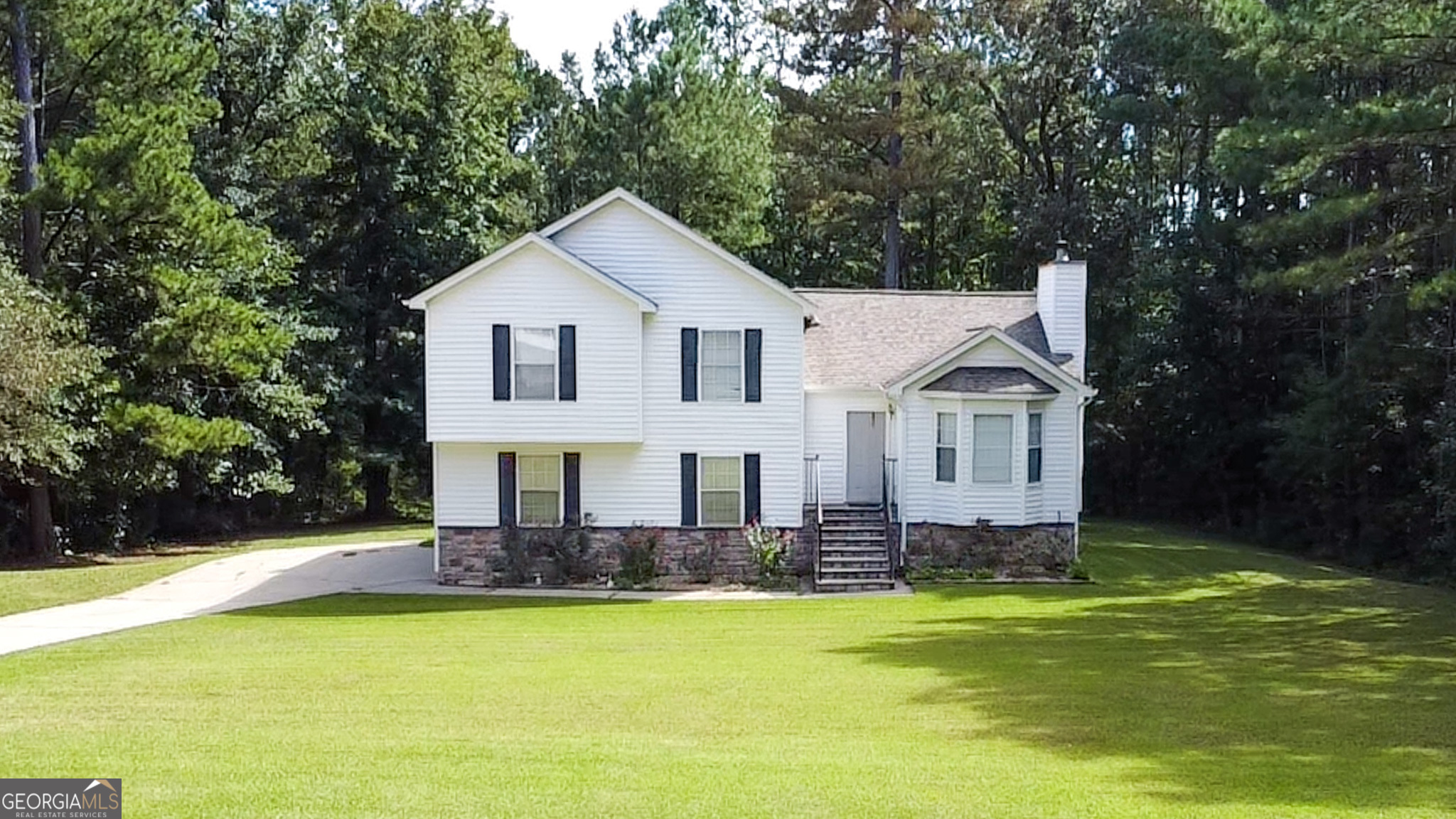 620 Grove Pointe WAY