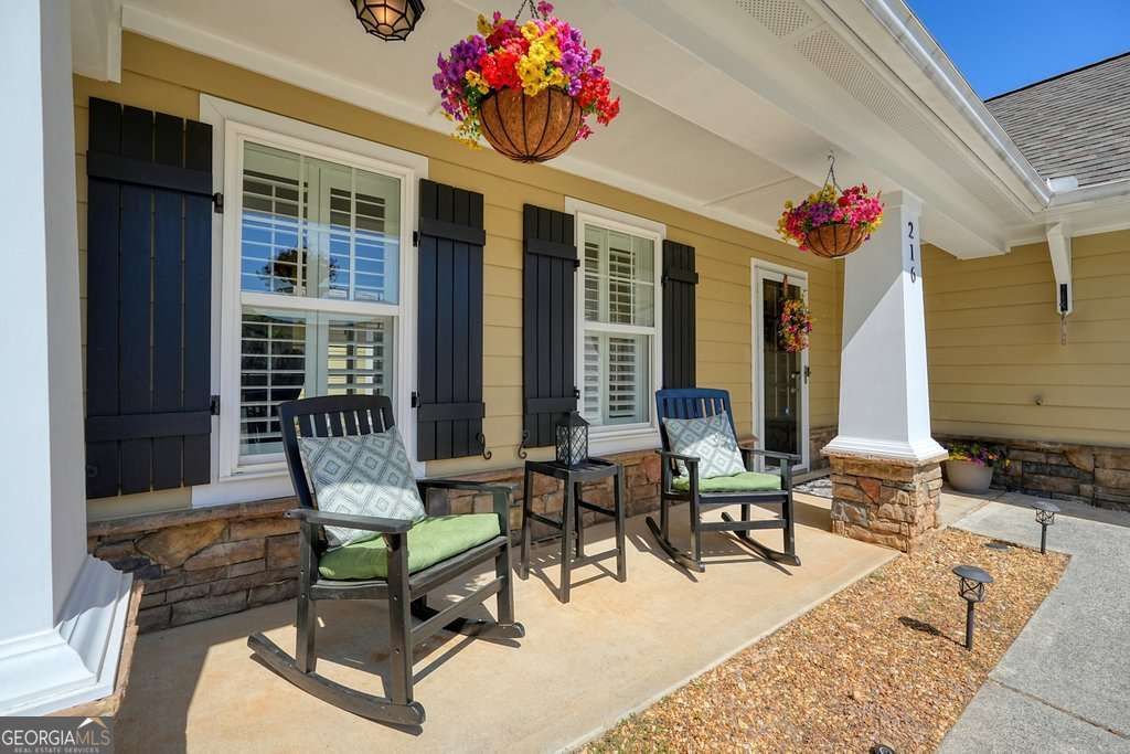 Photo of 216 Patti Place, Canton, GA 30114 (MLS # 10736134)