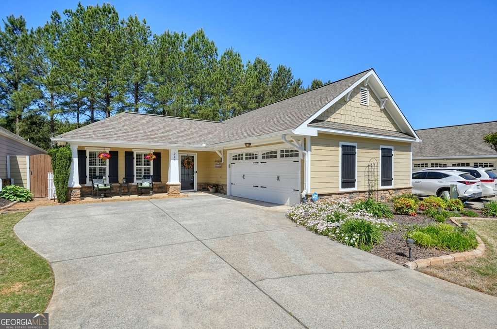 Photo of 216 Patti Place, Canton, GA 30114 (MLS # 10736134)