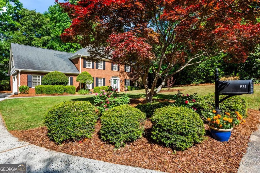 Photo of 721 Slater Mill Court NE, Marietta, GA 30068 (MLS # 10738675)