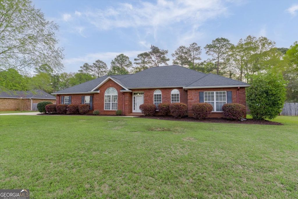Photo of 313 Old Farm Road, Perry, GA 31069 (MLS # 10720015)