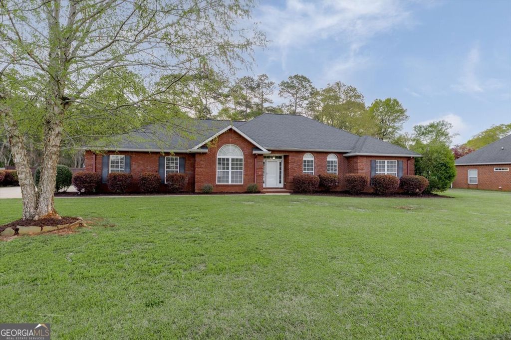 Photo of 313 Old Farm Road, Perry, GA 31069 (MLS # 10720015)