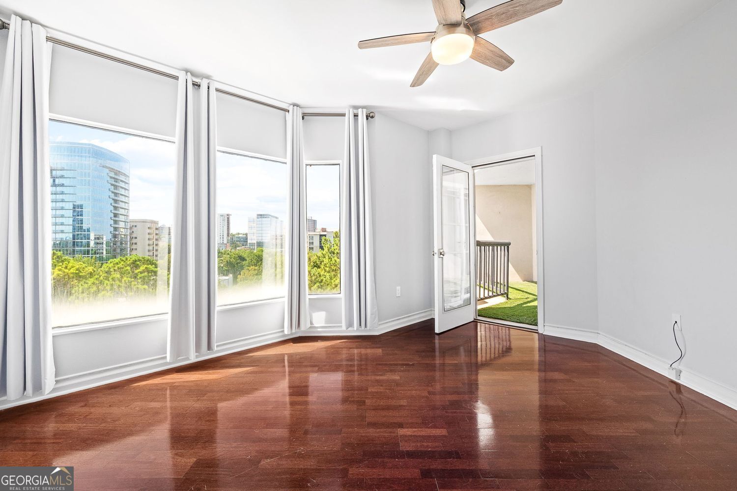 Atlanta, Georgia 30309, United States, 2 Bedrooms Bedrooms, ,2 BathroomsBathrooms,Residential,Active,169934