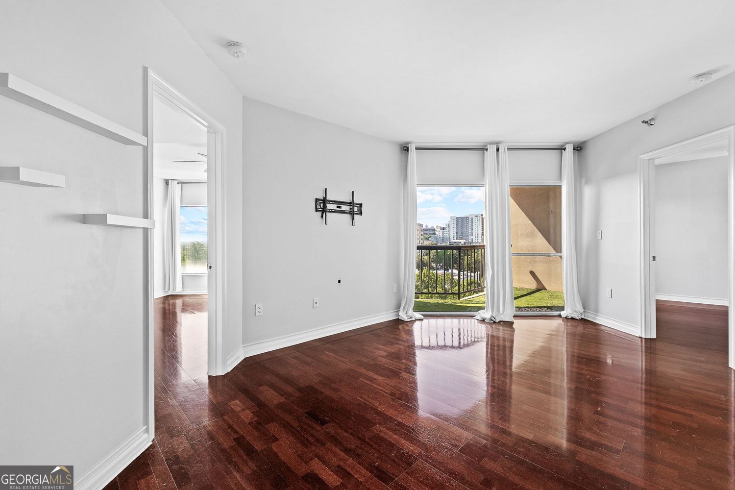 Atlanta, Georgia 30309, United States, 2 Bedrooms Bedrooms, ,2 BathroomsBathrooms,Residential,Active,169934