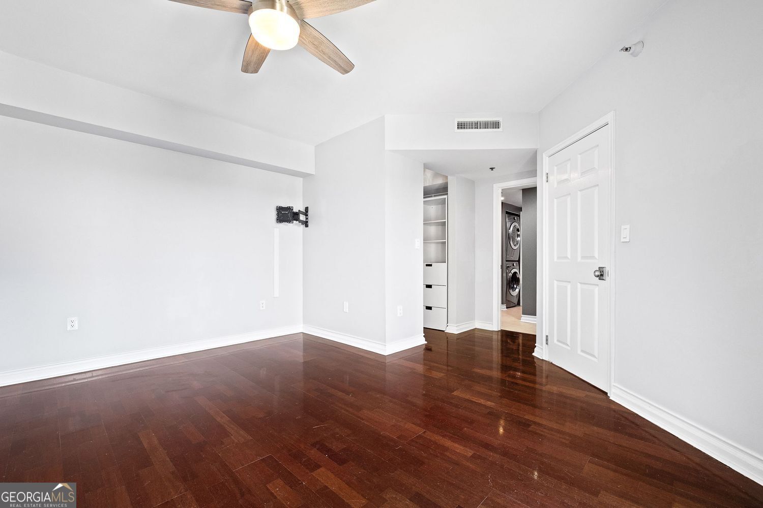 Atlanta, Georgia 30309, United States, 2 Bedrooms Bedrooms, ,2 BathroomsBathrooms,Residential,Active,169934