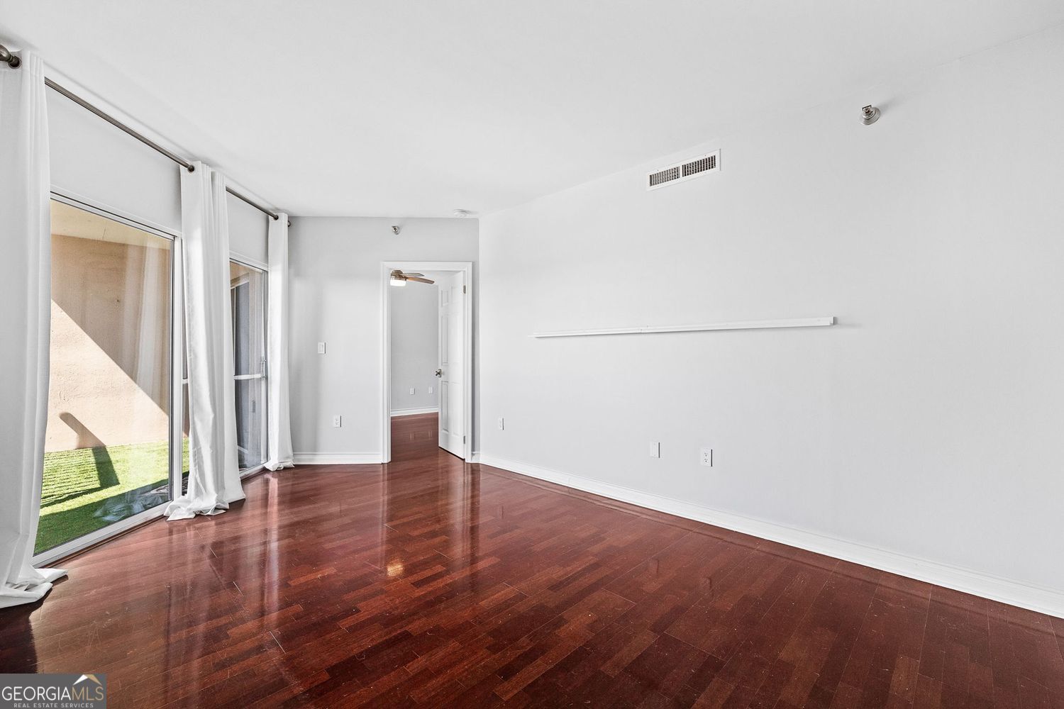 Atlanta, Georgia 30309, United States, 2 Bedrooms Bedrooms, ,2 BathroomsBathrooms,Residential,Active,169934