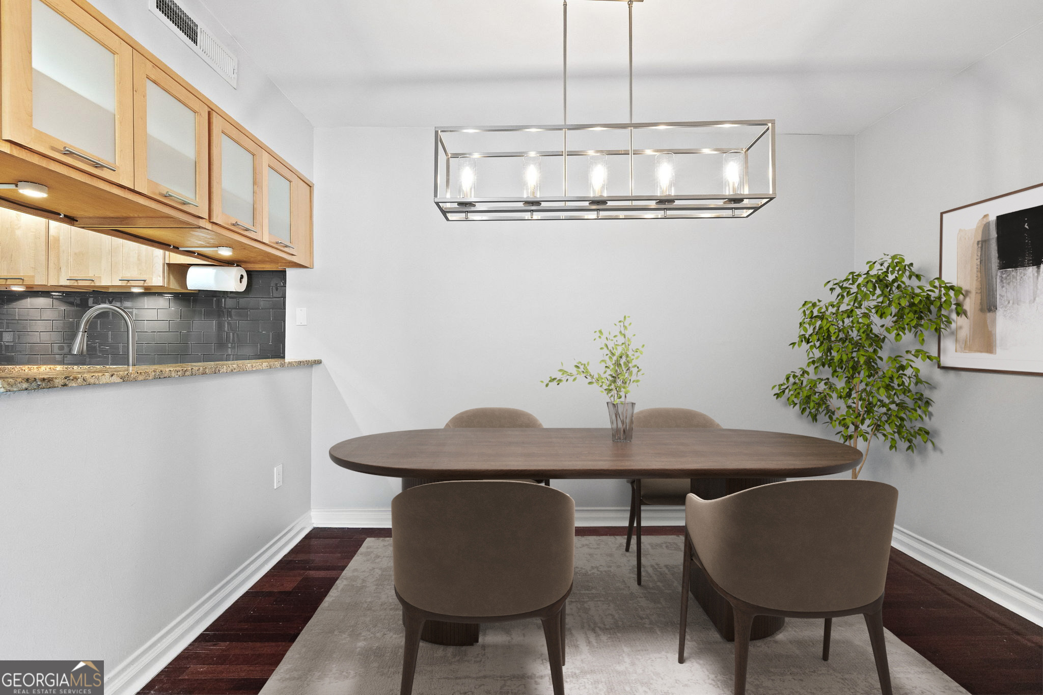 Atlanta, Georgia 30309, United States, 2 Bedrooms Bedrooms, ,2 BathroomsBathrooms,Residential,Active,169934