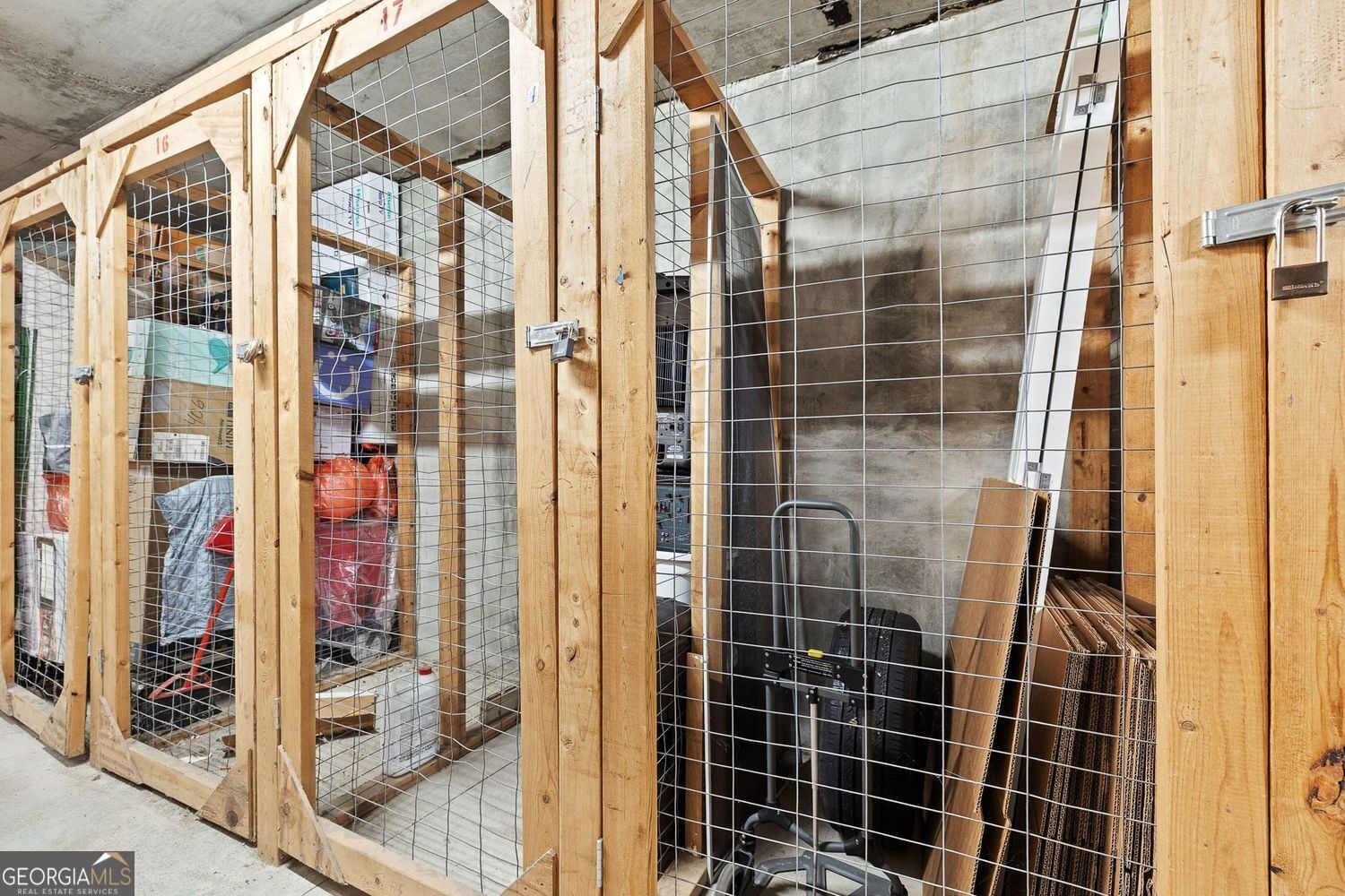 Atlanta, Georgia 30309, United States, 2 Bedrooms Bedrooms, ,2 BathroomsBathrooms,Residential,Active,169934