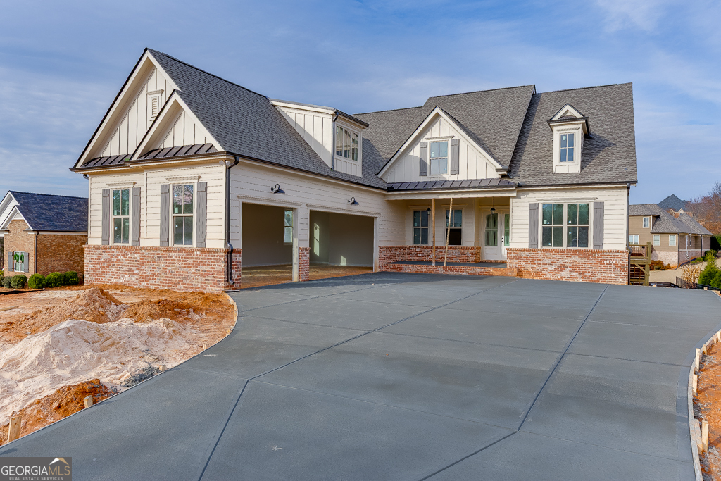 180 Harmony Grove LN