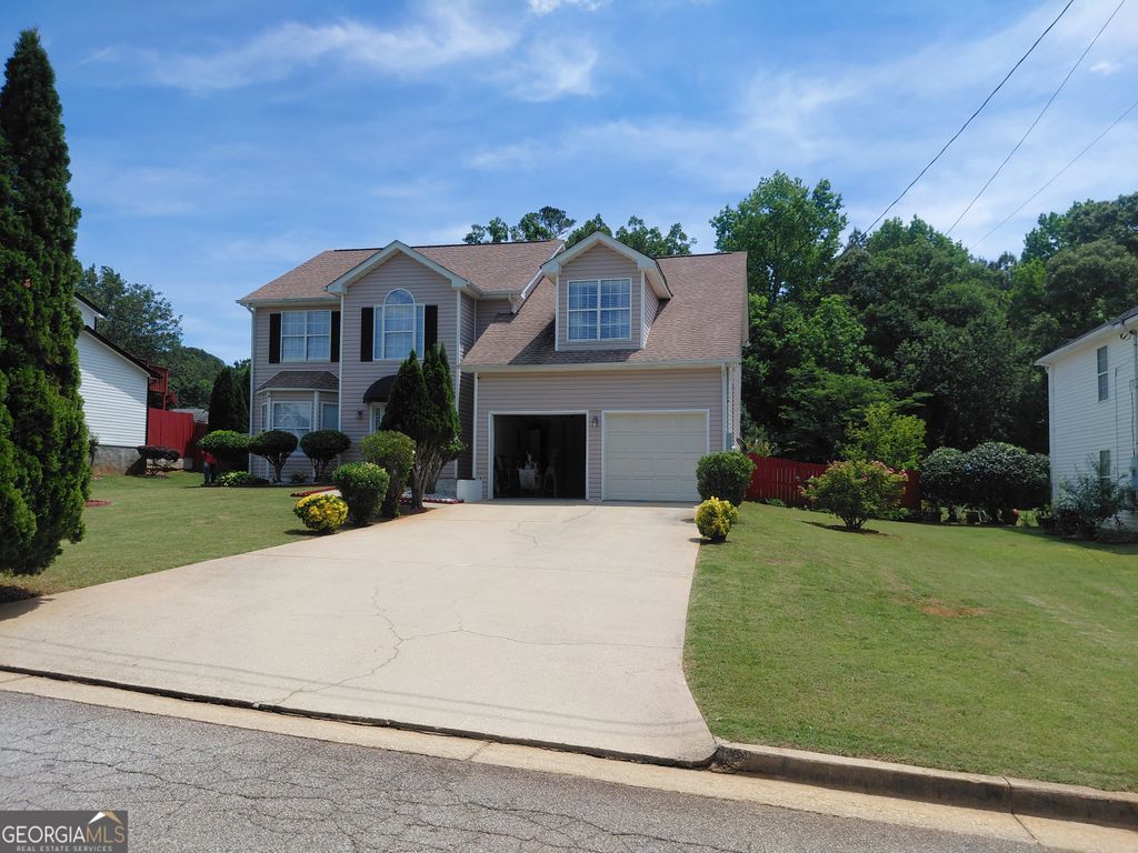 Photo of 1786 Springwater Way, Lithonia, GA 30058 (MLS # 10763134)