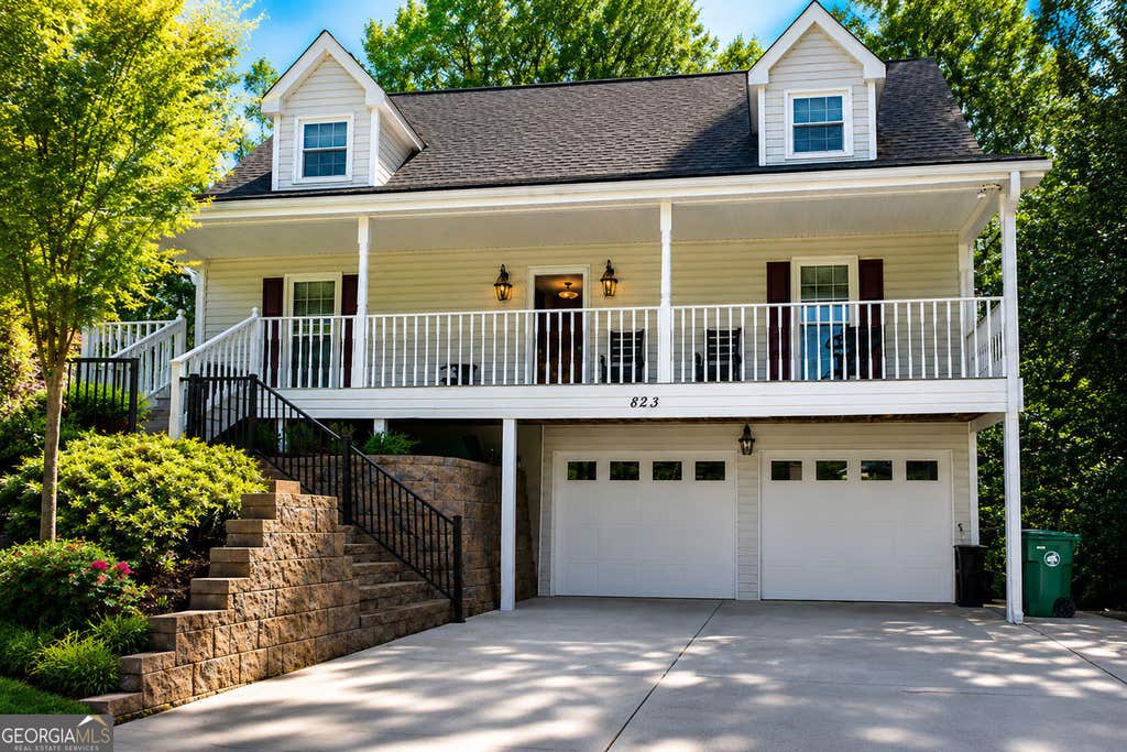 Photo of 823 Ridge Avenue, Stone Mountain, GA 30083 (MLS # 10819154)