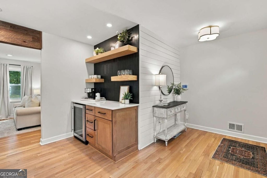 Photo of 305 Norcross Street, Roswell, GA 30075 (MLS # 10852858)