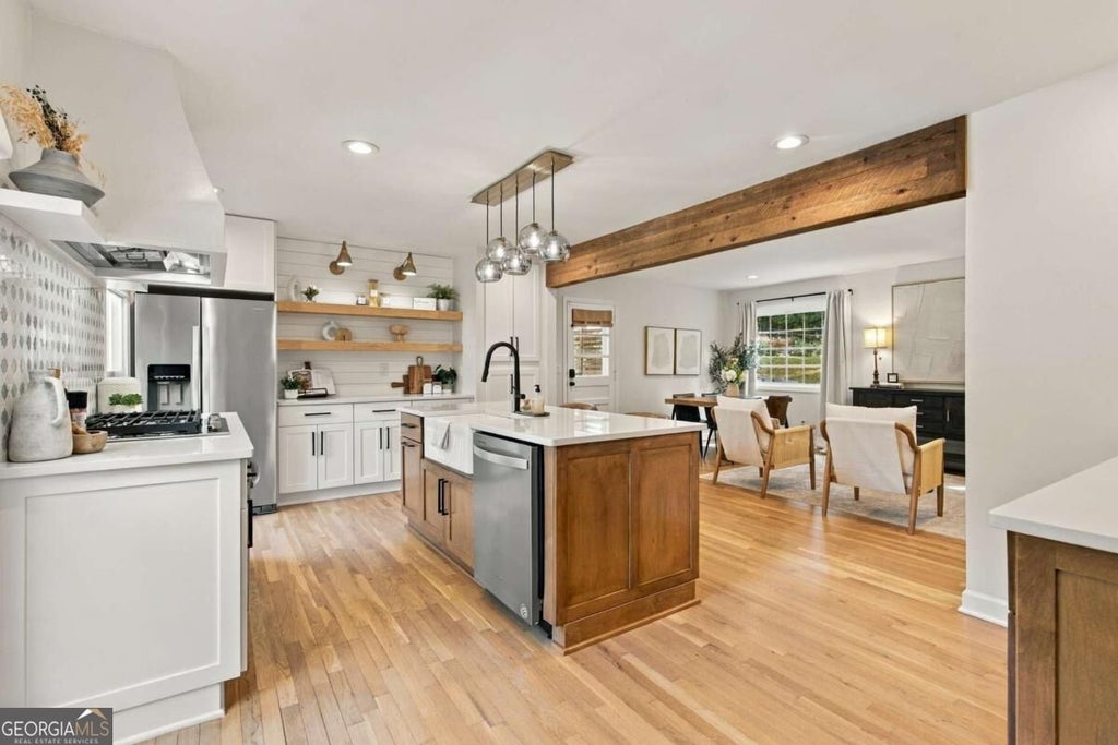 Photo of 305 Norcross Street, Roswell, GA 30075 (MLS # 10852858)