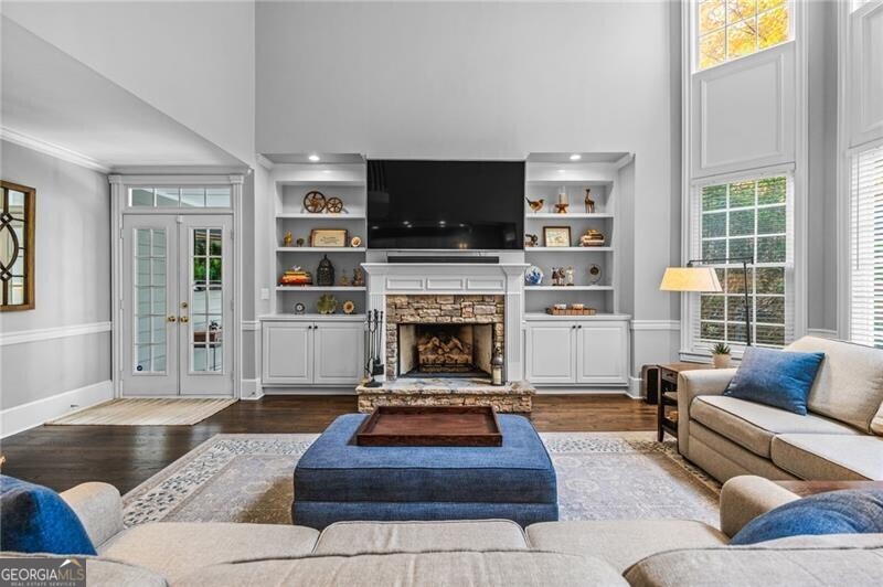 Easthampton - The Ridge - Residential