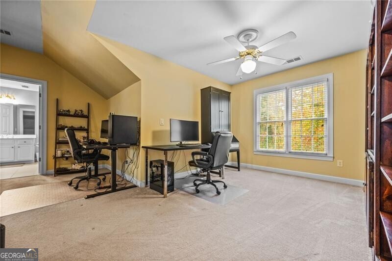 Easthampton - The Ridge - Residential