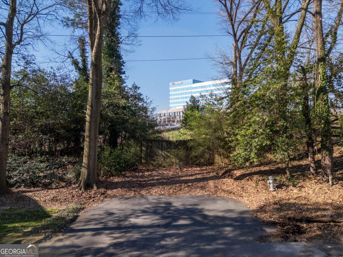 1849 Howell Mill RD NW