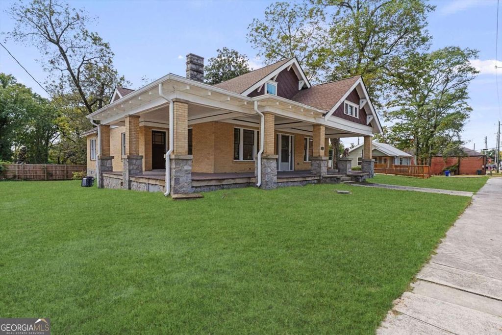 Photo of 948 Peek Street NW, Conyers, GA 30012 (MLS # 10675335)