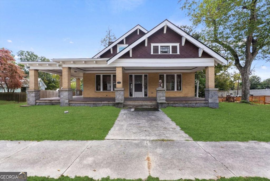 Photo of 948 Peek Street NW, Conyers, GA 30012 (MLS # 10675335)