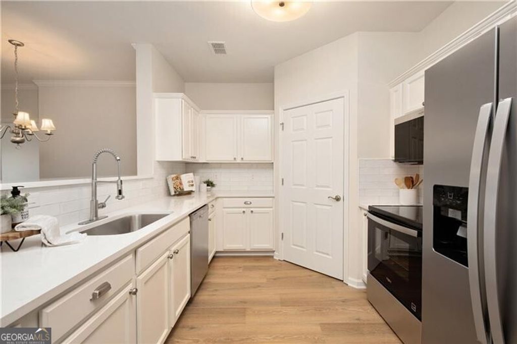 Photo of 1955 Nocturne Drive #3204, Alpharetta, GA 30009 (MLS # 10689259)