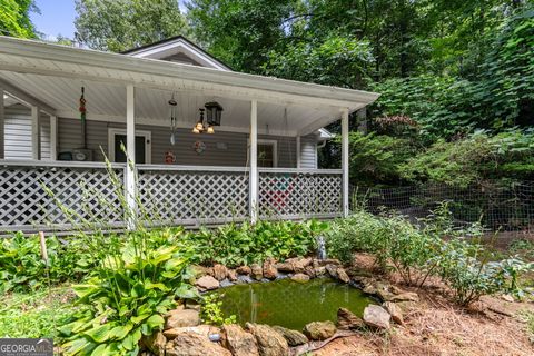 A home in McCaysville