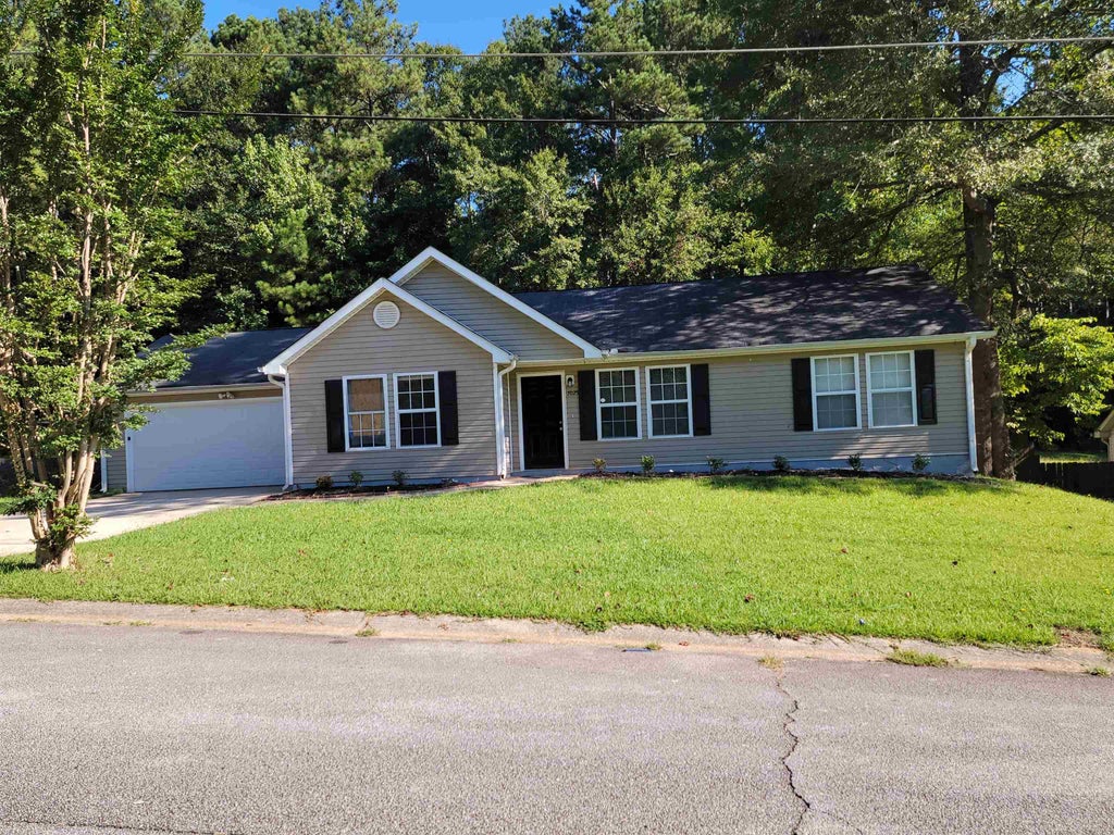 Photo of 7025 Stoneridge Drive, Douglasville, GA 30134 (MLS # 10806370)