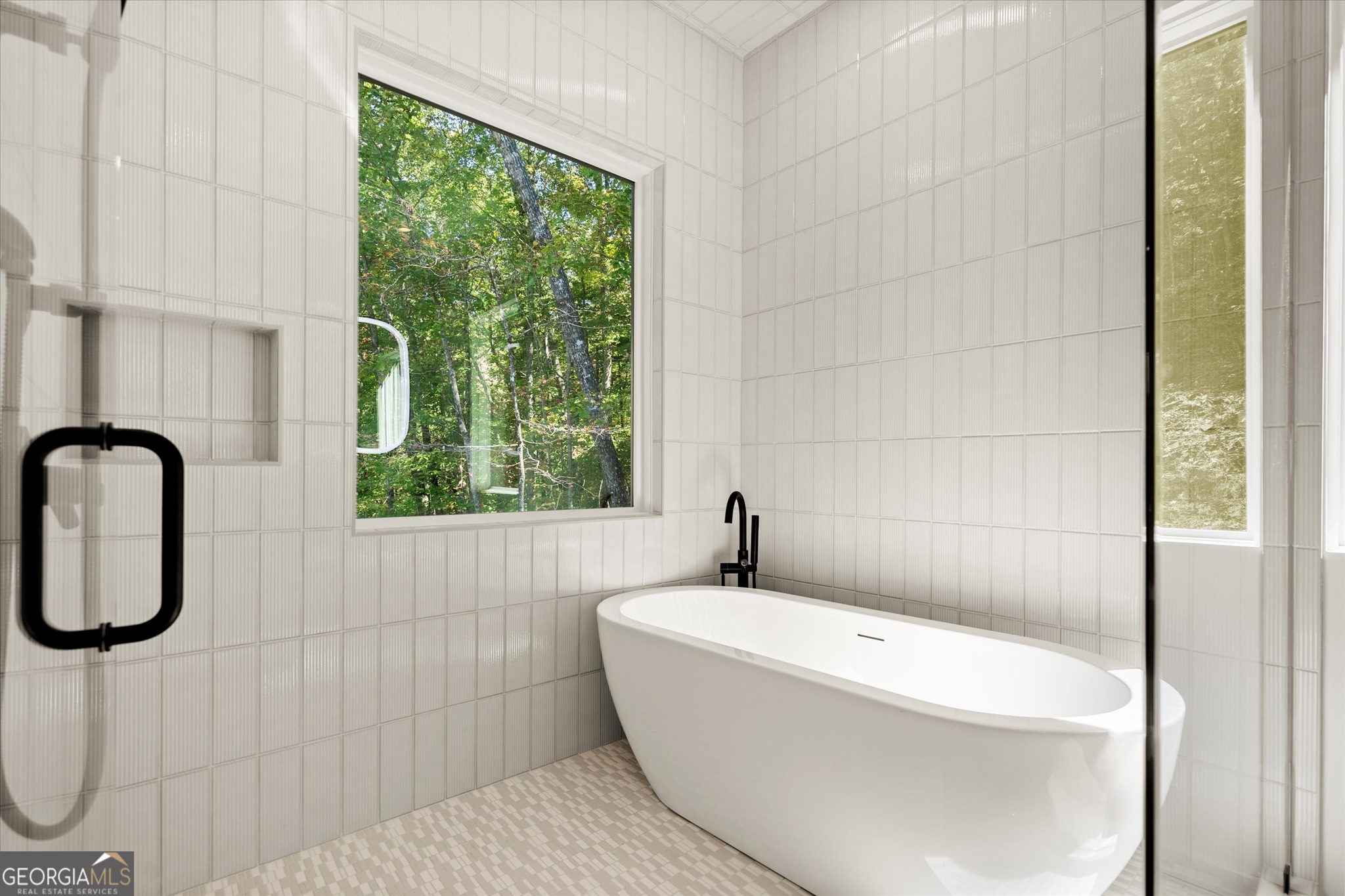 Clayton, Georgia 30525, United States, 4 Bedrooms Bedrooms, ,5 BathroomsBathrooms,Residential,Active,222611