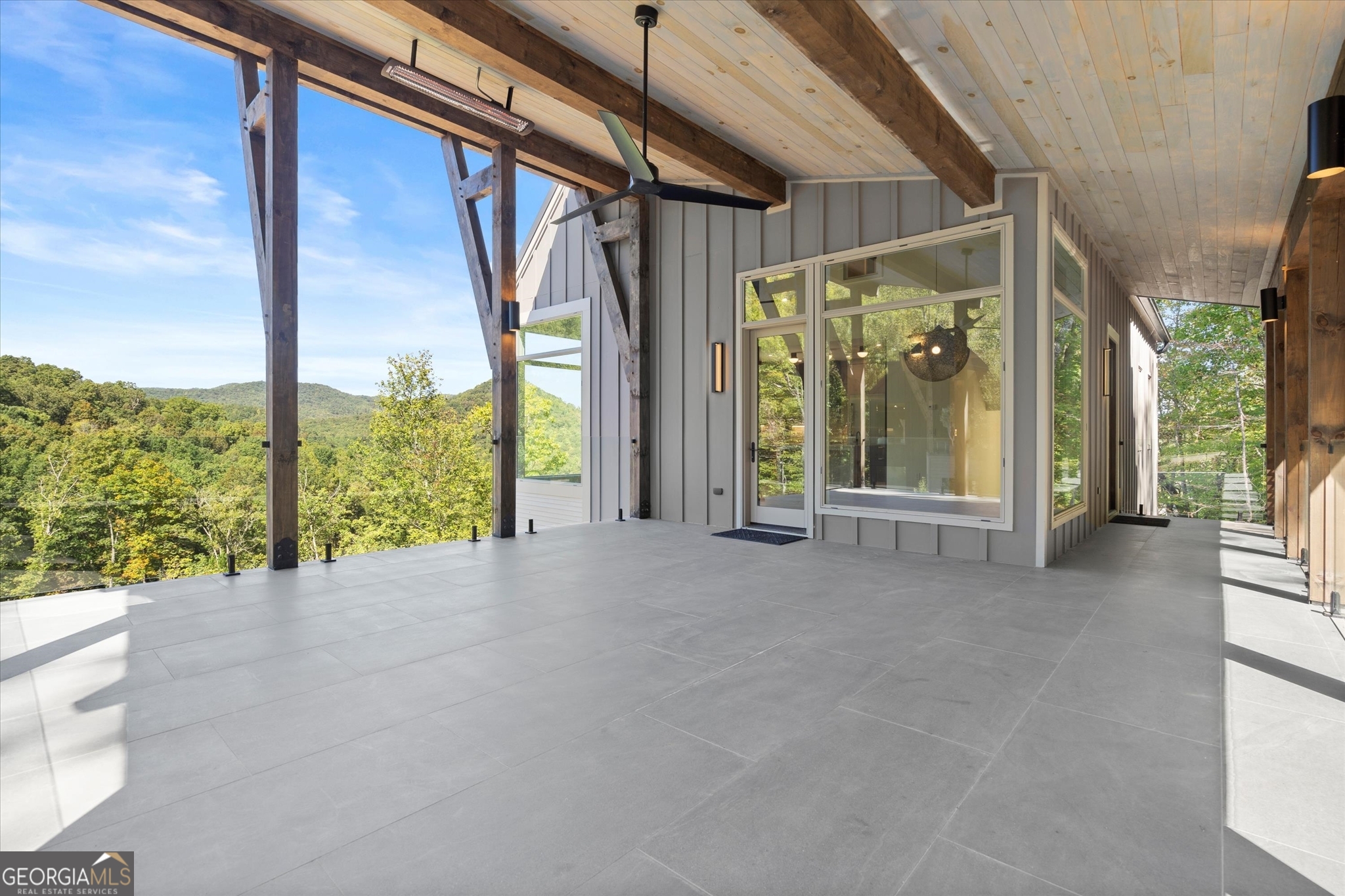 Clayton, Georgia 30525, United States, 4 Bedrooms Bedrooms, ,5 BathroomsBathrooms,Residential,Active,222611