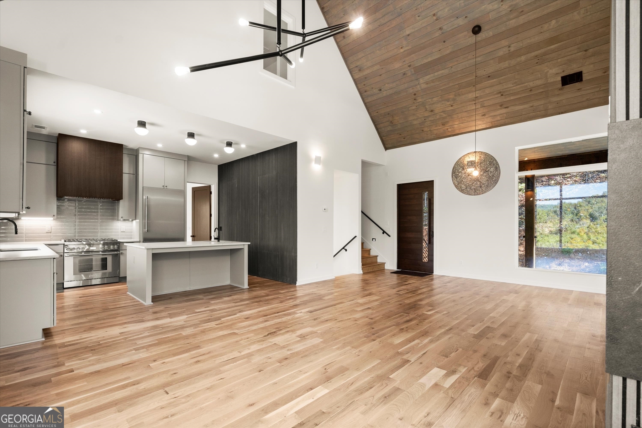 Clayton, Georgia 30525, United States, 4 Bedrooms Bedrooms, ,5 BathroomsBathrooms,Residential,Active,222611