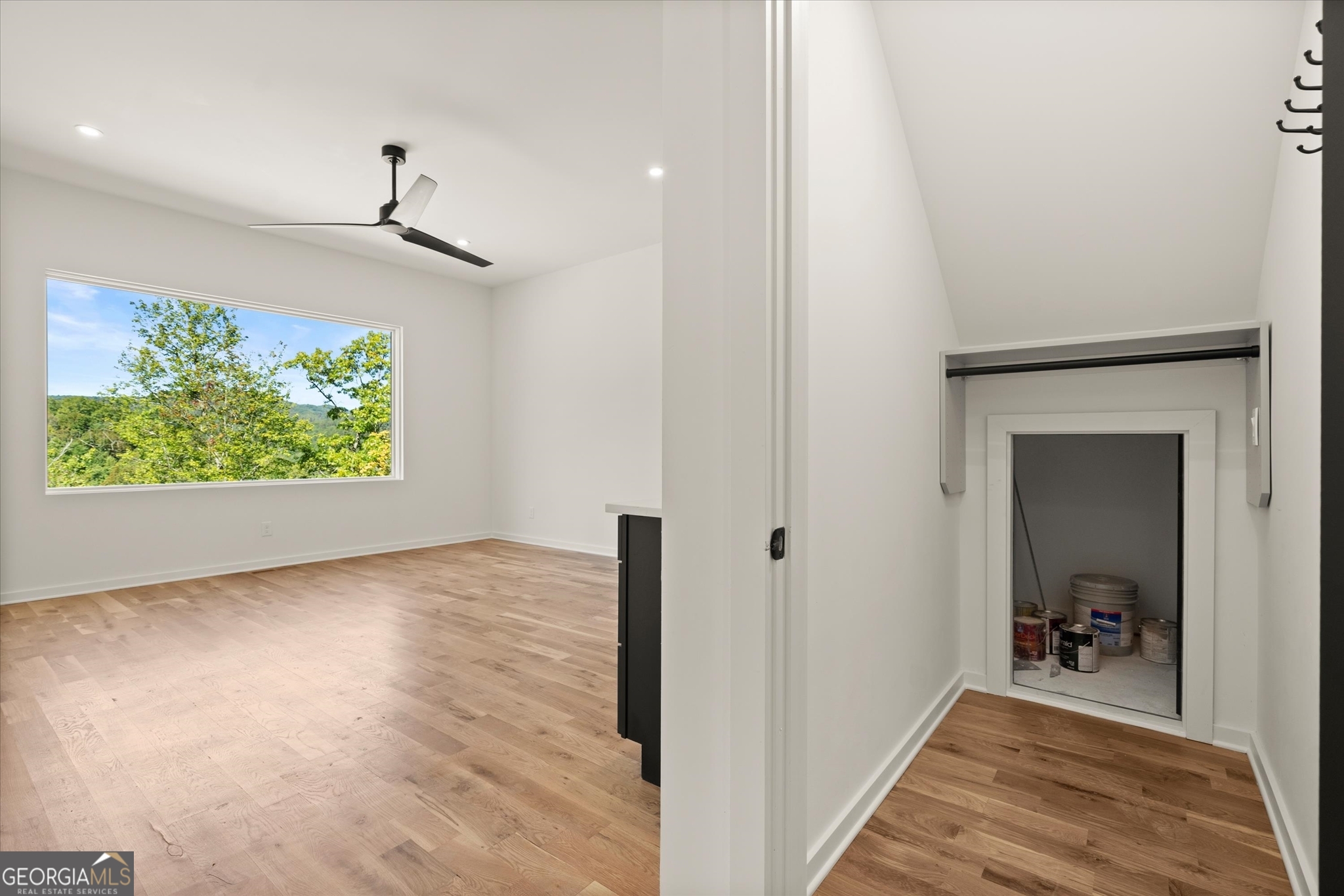 Clayton, Georgia 30525, United States, 4 Bedrooms Bedrooms, ,5 BathroomsBathrooms,Residential,Active,222611