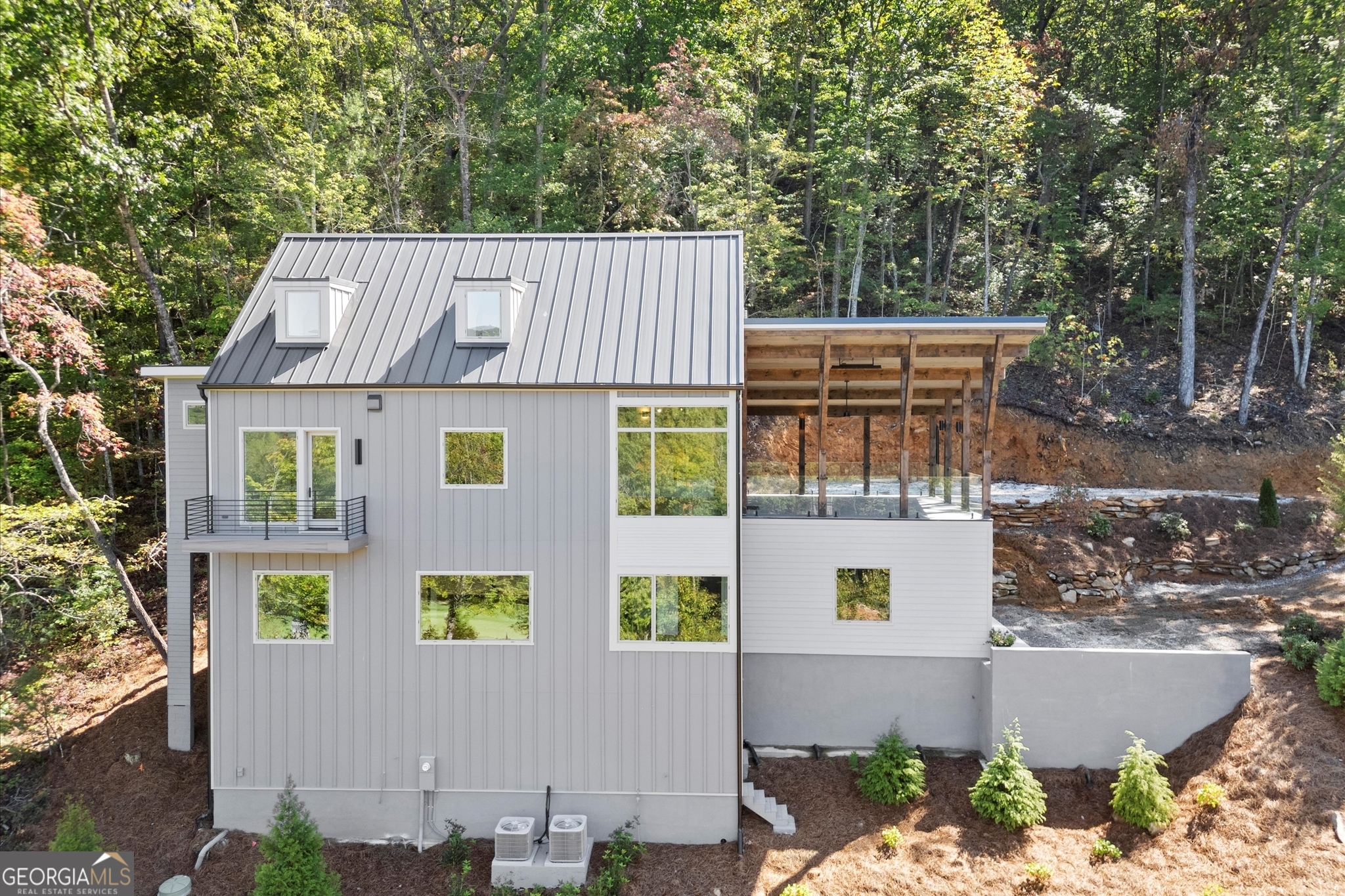 655 Bent Grass WAY