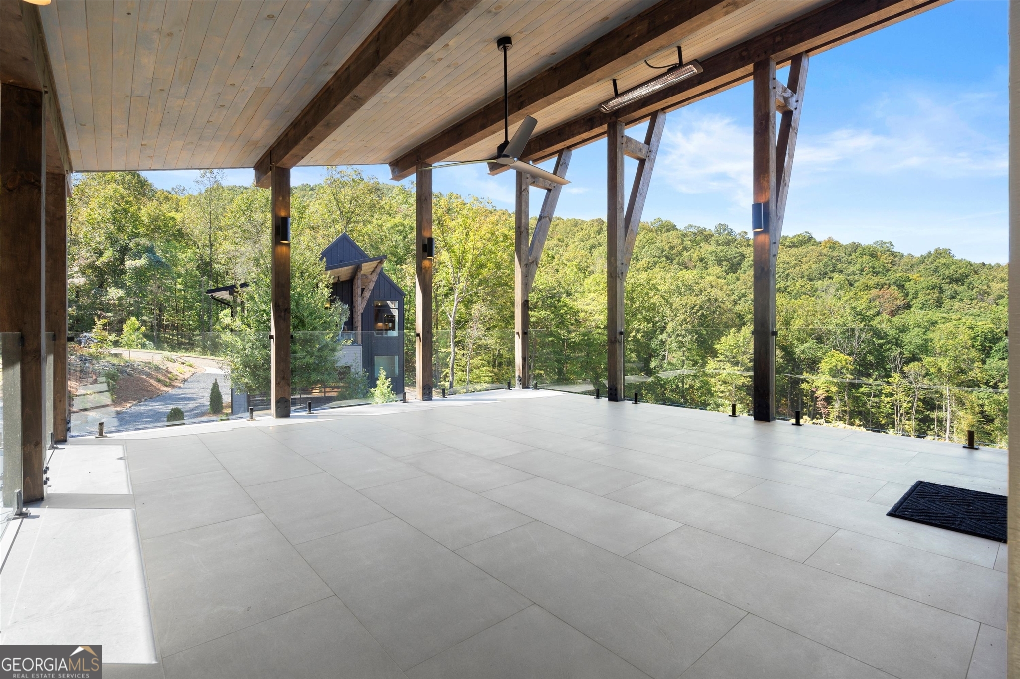 Clayton, Georgia 30525, United States, 4 Bedrooms Bedrooms, ,5 BathroomsBathrooms,Residential,Active,222611