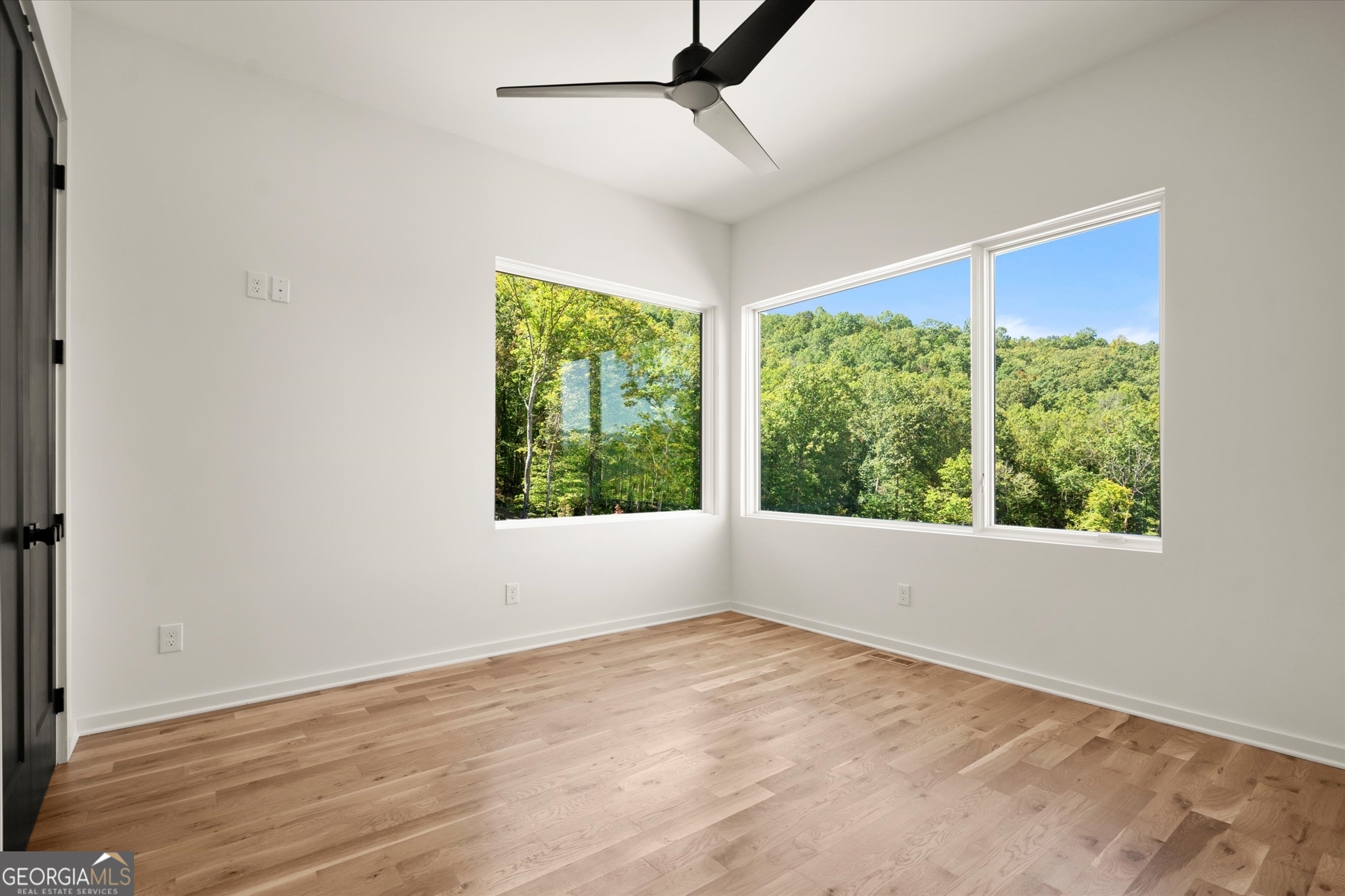 Clayton, Georgia 30525, United States, 4 Bedrooms Bedrooms, ,5 BathroomsBathrooms,Residential,Active,222611