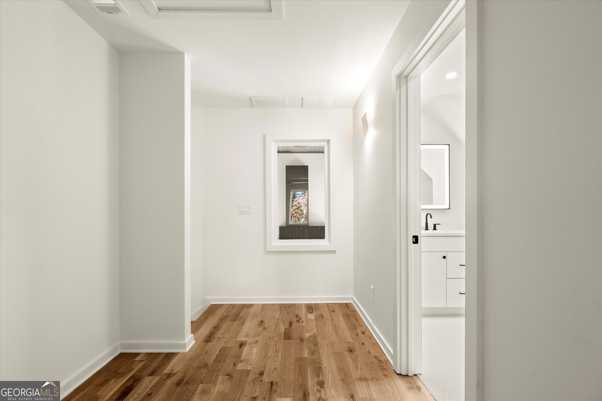 Clayton, Georgia 30525, United States, 4 Bedrooms Bedrooms, ,5 BathroomsBathrooms,Residential,Active,222611