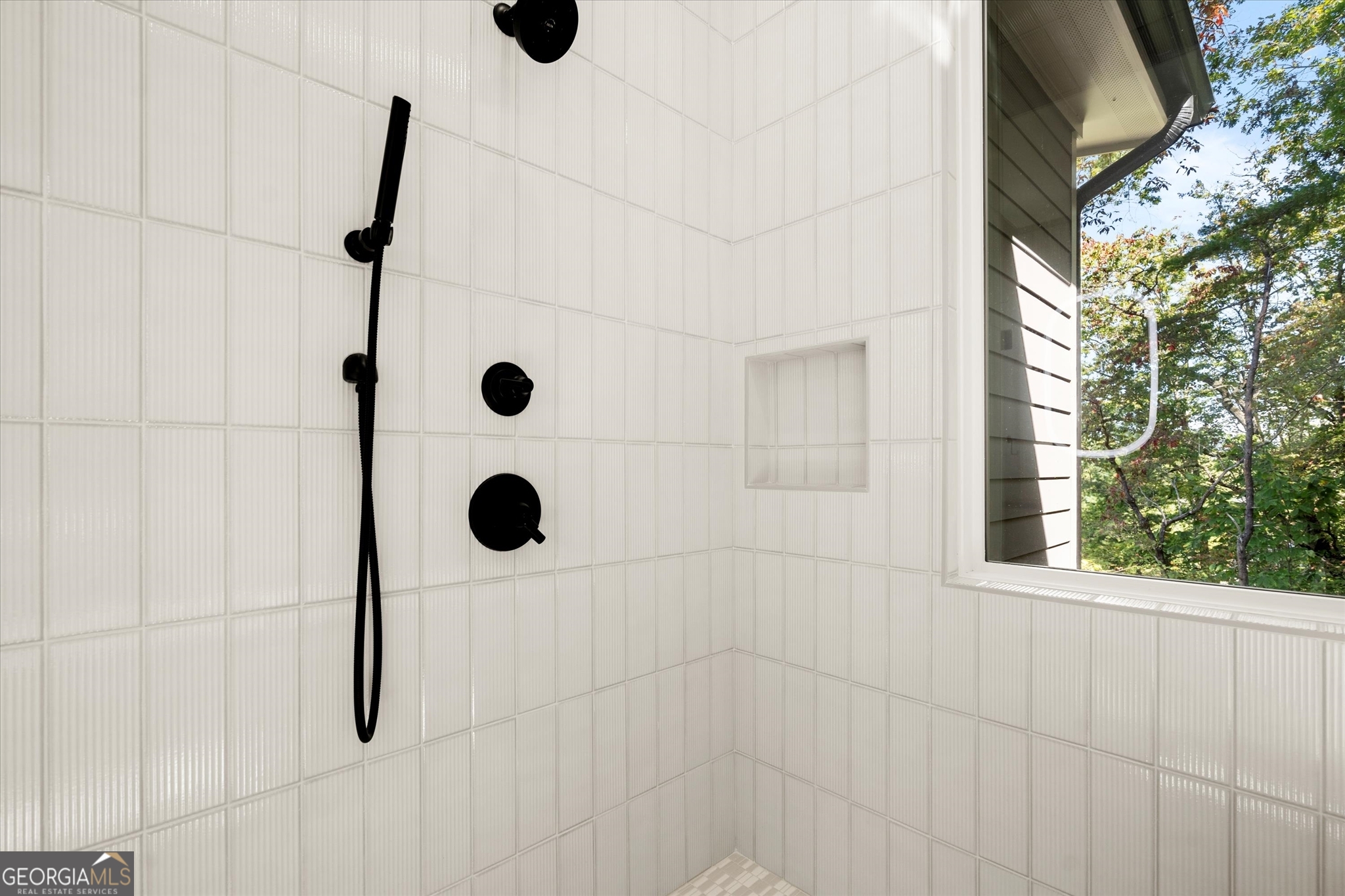 Clayton, Georgia 30525, United States, 4 Bedrooms Bedrooms, ,5 BathroomsBathrooms,Residential,Active,222611