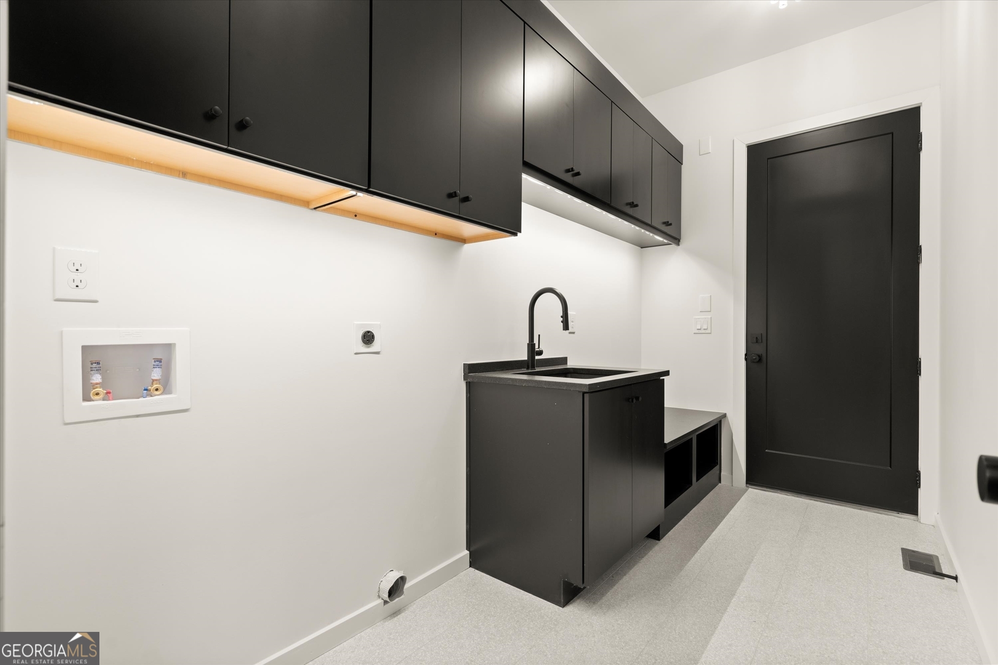 Clayton, Georgia 30525, United States, 4 Bedrooms Bedrooms, ,5 BathroomsBathrooms,Residential,Active,222611