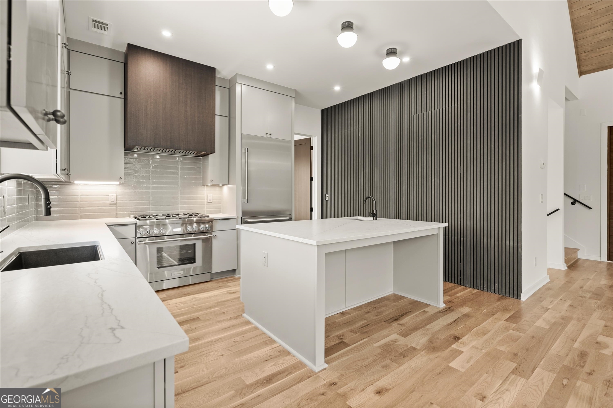 Clayton, Georgia 30525, United States, 4 Bedrooms Bedrooms, ,5 BathroomsBathrooms,Residential,Active,222611