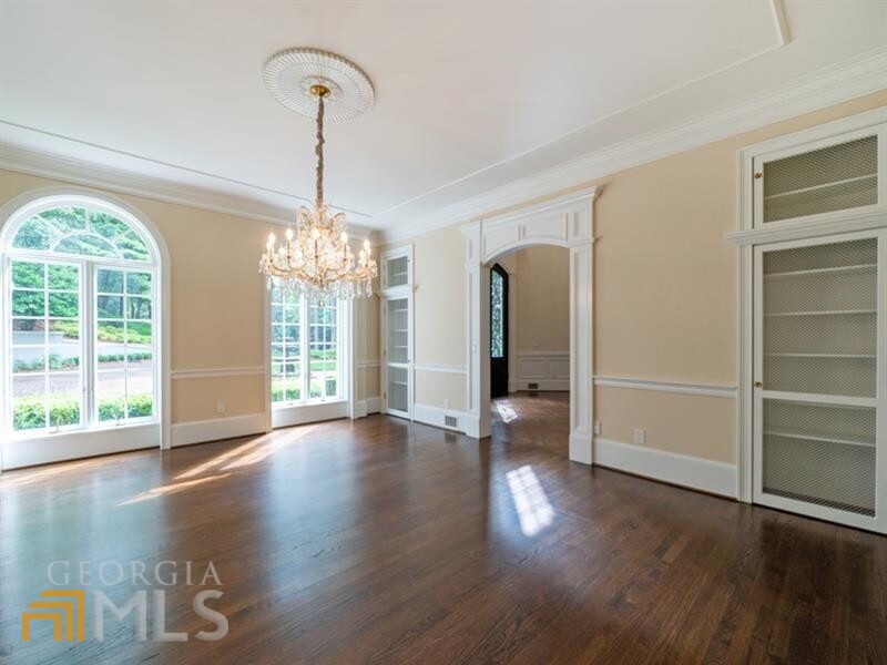 Sandy Springs - Residential