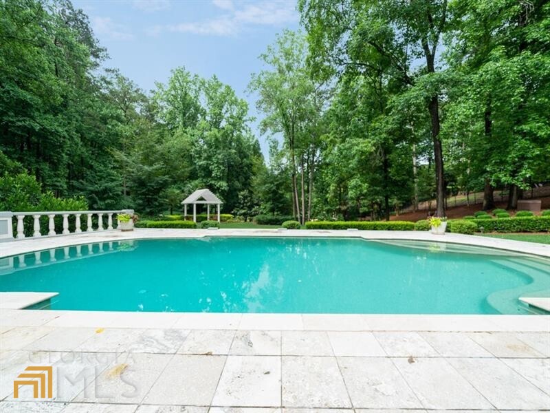 Sandy Springs - Residential