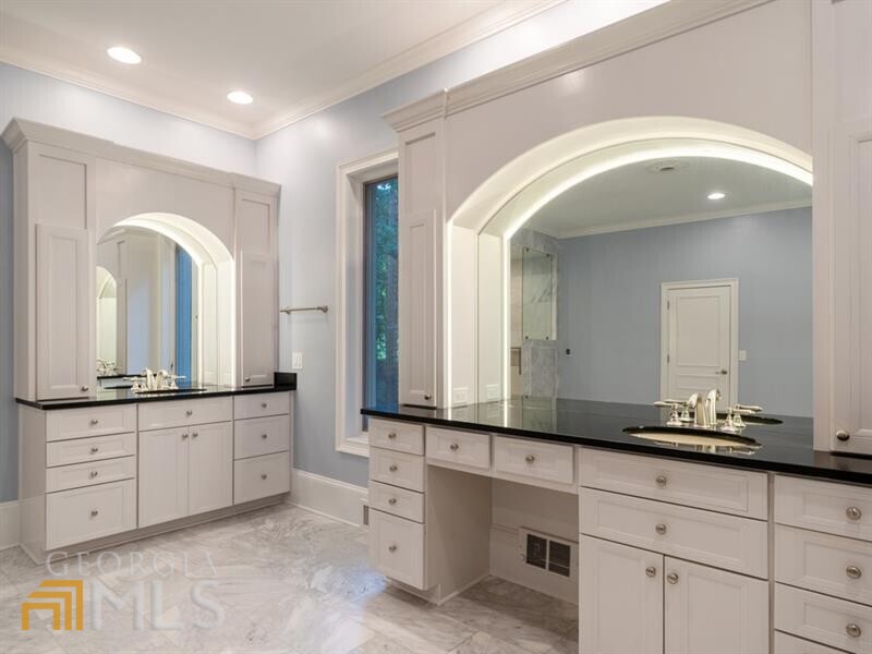 Sandy Springs - Residential