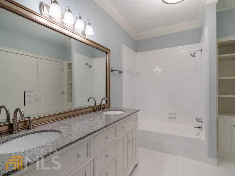 Sandy Springs - Residential