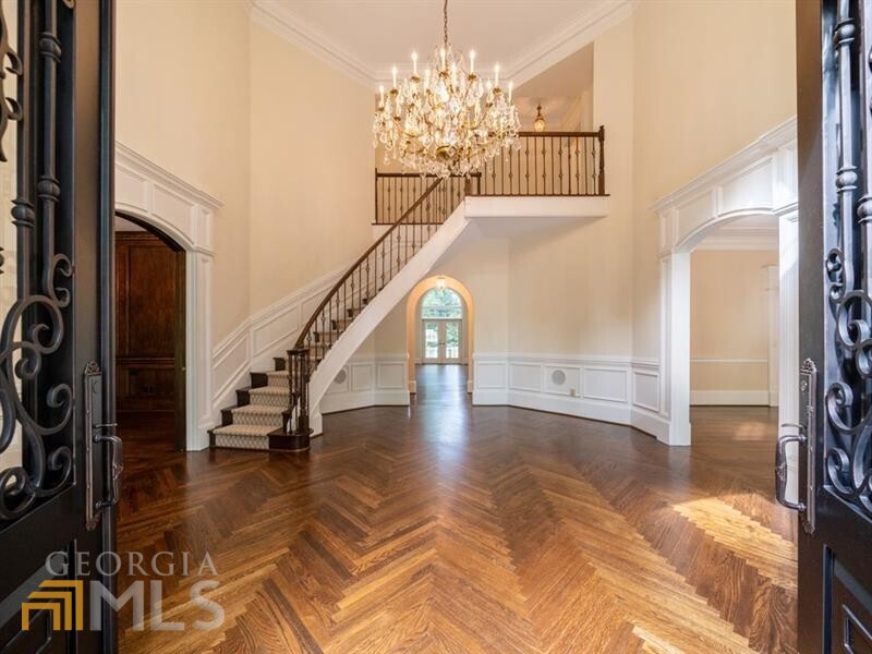 Sandy Springs - Residential