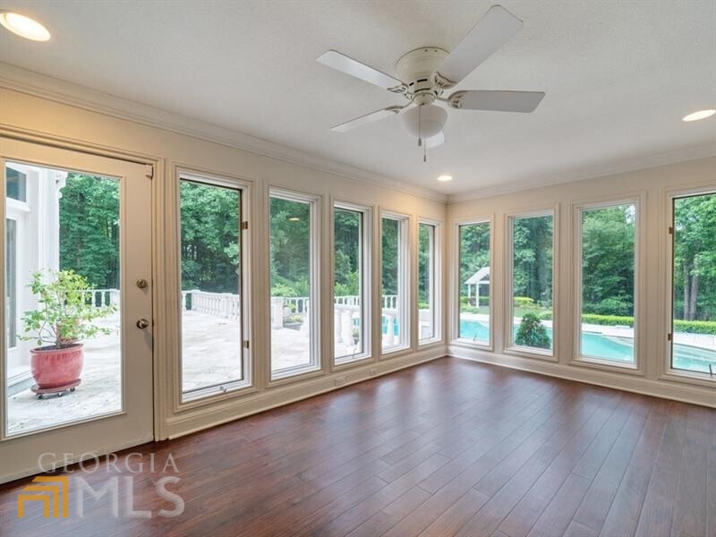 Sandy Springs - Residential